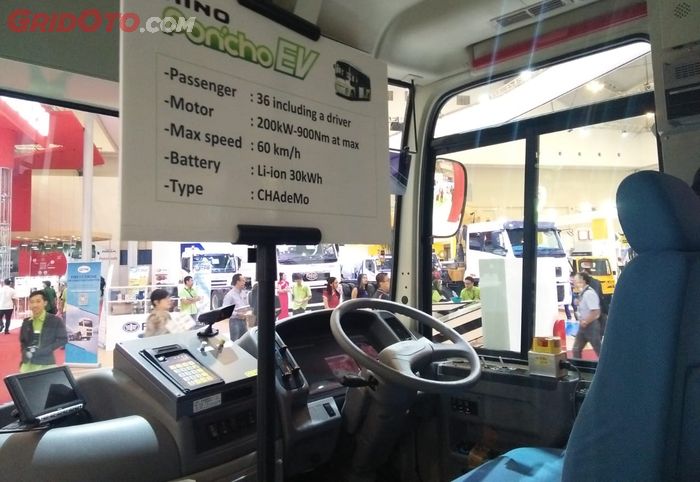 Ruang Sopir Hino Poncho EV