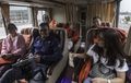Foto-foto Interior Bus Double Decker Persis Pesawat Kelas Bisnis, Trayek Jawa