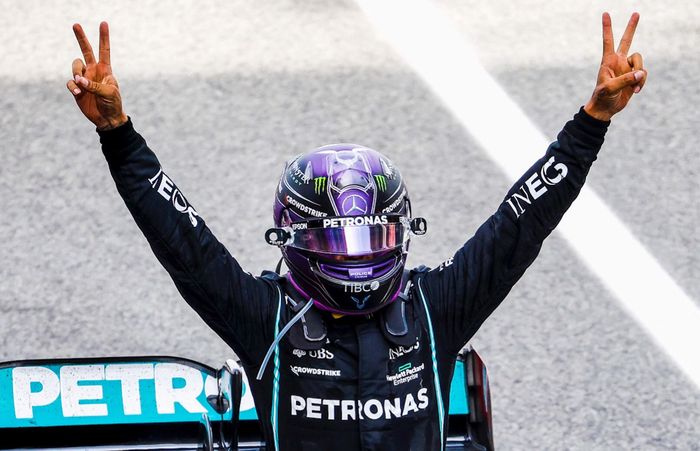 Lewis Hamilton meraih kemenangan ke-98 setelah menang di seri keempat F1 Spanyol 2021