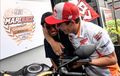 Sampai Dipeluk Marc Marquez, Begini Aksi Bocah Kupang Jadi Komentator di MotoGP Malaysia