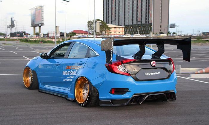 Modifikasi Honda Civic Turbo hasil racikan bengkel Kevtec Automobile, Thailand