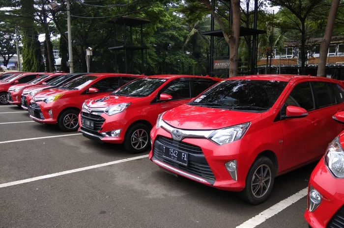 Bekasnya masih banyak berumur muda, jangan lupakan bagian kaki-kaki saat beli Toyota Calya Bekas