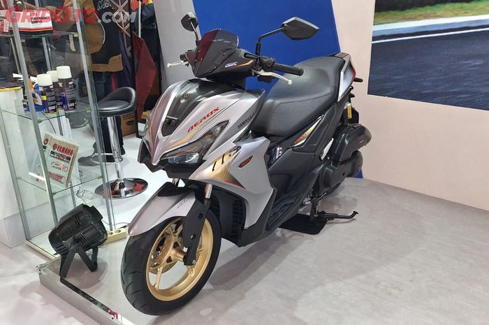 Warna Elixir Dark Silver pada Yamaha Aerox Alpha varian Turbo