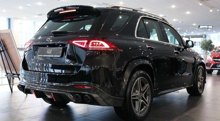 Mercedes-Benz GLE hasil kreasi Larte Design 