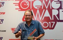 Punya Peran Besar di Dunia Motorsport, Tjahyadi Gunawan Dapat Penghargaan Lifetime Achievement OTOMOTIF Award
