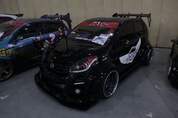 Modifikasi Daihatsu Sirion