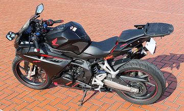 Aneh Gak Sih Honda CBR250RR Jadi Motor Turing GridOto