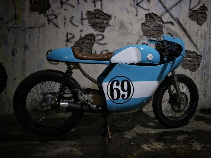 Honda CB125 custom cafe racer milik Gibrak Rakabuming hasil garapan Rich Richie Ride Garage