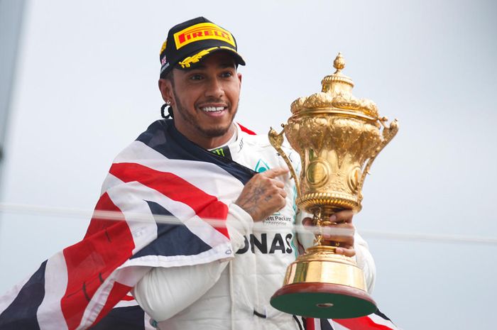 Lewis Hamilton, tahun 2021 tetap bertahan di tim Mercedes atau pindah tim?