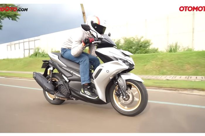 Yamaha Aerox beredar di Malaysia dengan nama NVX