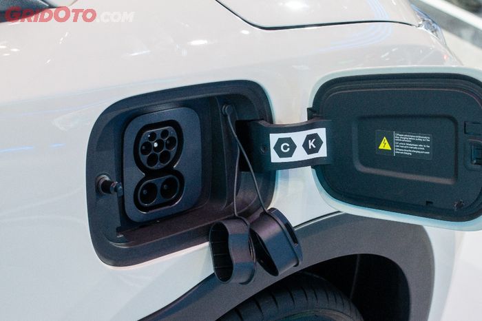 BYD Atto 1 menggunakan port AC Type 2 dan DC CCS 2