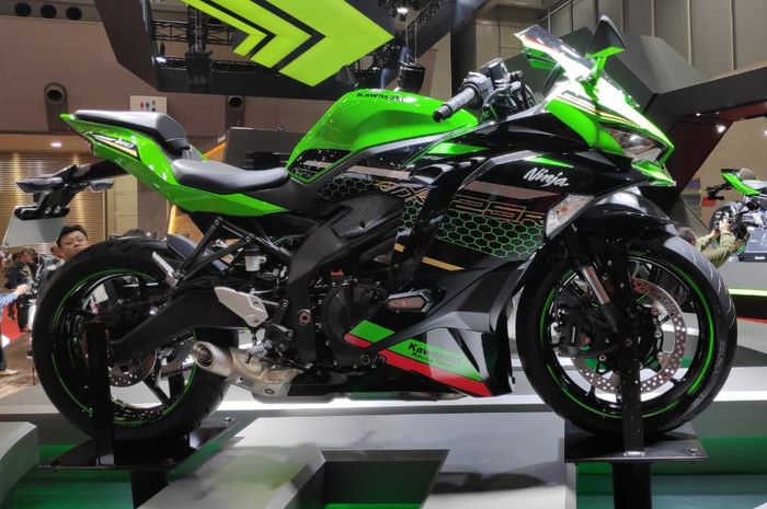 Kawasaki ZX-25R atau Ninja 25-R 4 silinder