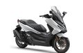 Matic Bongsor Buat Touring, Honda Forza Makin Mewah Lewat Fitur Baru 