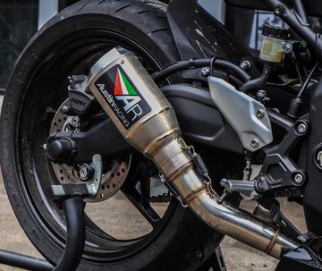 Ini Keunikan Kawasaki Ninja Zx 25r Pakai Knalpot Austin Racing Gridoto 