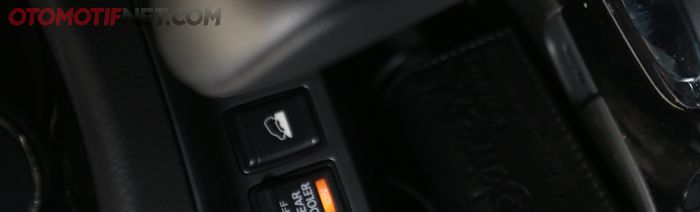 Ditambah lagi rasio gigi otomatis 7-speed yang digunakan, sangat ideal untuk off-road