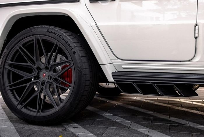 Modifikasi Mercedes-AMG G63 pakai pelek Vossen ukuran 23 inci