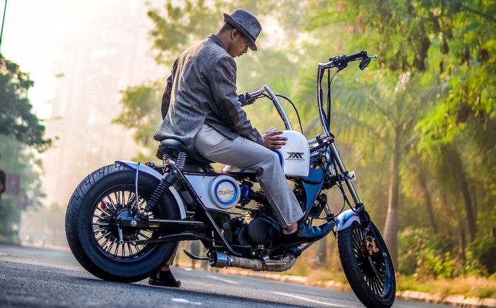 Bajaj Avenger custom bobber besutan Maratha Motorcycles