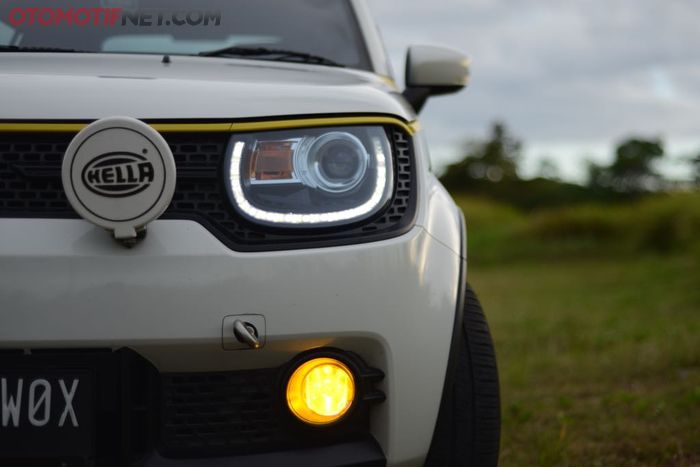 Lampu tembak Hella FF500 di depan, Suzuki Ignis makin kental aura rally style-nya