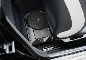 Tips Beli Mobil Bekas, Pasang Subwoofer 