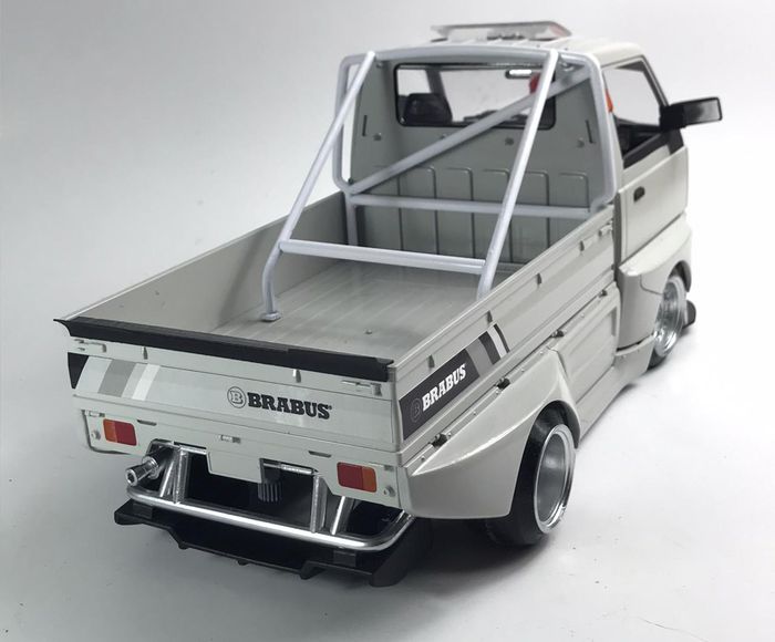 Modifikasi mainan RC Suzuki Carry ala Pandem