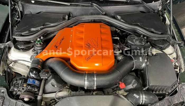 Modifikasi BMW 1M cangkok mesin V10 bertenaga 641 dk 