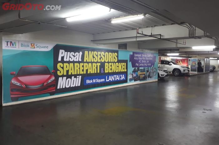 Jadi Salah Satu Sentra Otomotif Di Dalam Mall Ini Kelebihan Blok M Square Semua Halaman Gridoto Com