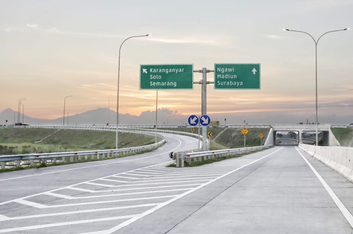 Jalan Tol Solo-Mantingan-Ngawi Segmen Kartasura-Sragen sepanjang 35,22 Km