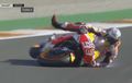 Jatuh Pada Latihan Bebas Jelang MotoGP Valencia, Marc Marquez Tertekan?