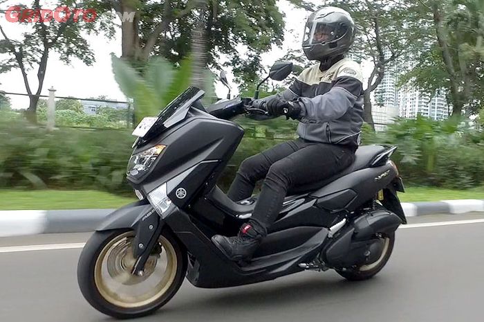 Yamaha NMAX model 2018 dibekali sokbreker sub tank