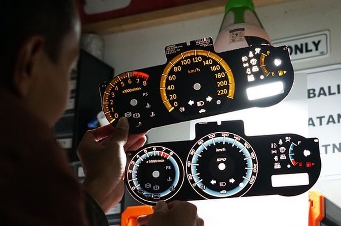 SPD Spidometer, workshop asal Yogyakarta ini yang spesialis modifikasi penampilan spidometer