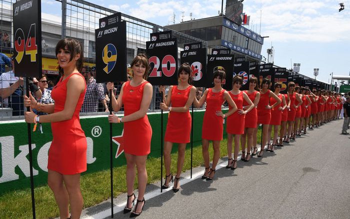 Keberadaan grid girls di balap F1 dianggap ketinggalan zaman