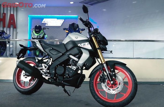 Yamaha MT-15 versi Indonesia dengan upside down dan banana arm