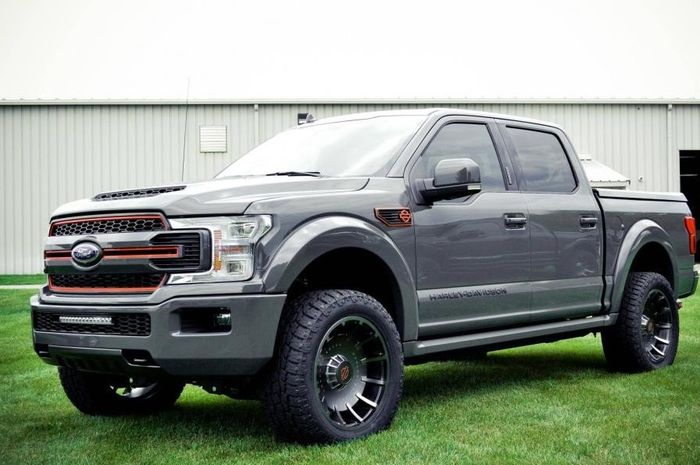 Harley-Davidson bangun mobil dengan basis Ford F-150