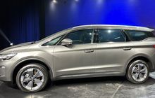 Ini Alasan Babah Alun Borong 150 Unit Mobil Listrik Aletra L8 EV