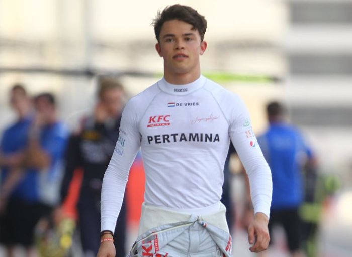 Nyck de Vries yang balapan untuk tim Pertamina Prema Theodore Racing di F2 musim 2018 , mengincar ku