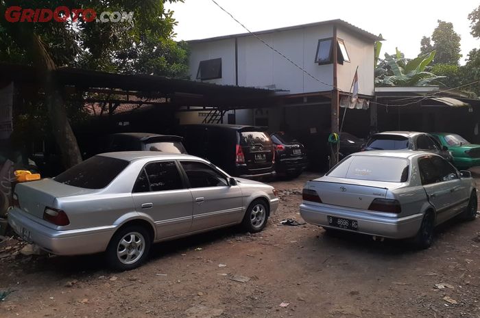 Referensi bengkel Toyota Soluna, layani bodi, interior, mesin dan kaki-kaki