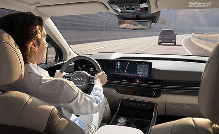 Drivewise Kia Carnival kini mengintegrasi Highway Driving Assist 2.