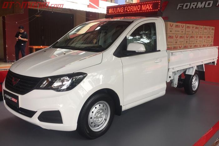 Mobil baru Wuling Formo Max resmi diluncurkan pada Selasa (17/1/2023), berikut spesifikasi dan harganya.