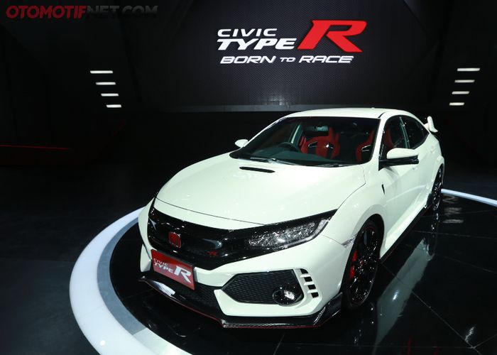 Perbedaan civic hatchback on sale s dan e
