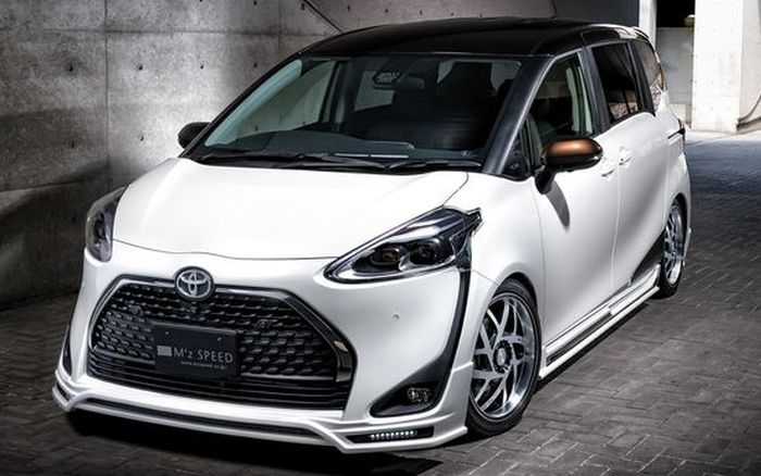 Toyota Sienta dengan body kit terbaru dari M'z Speed