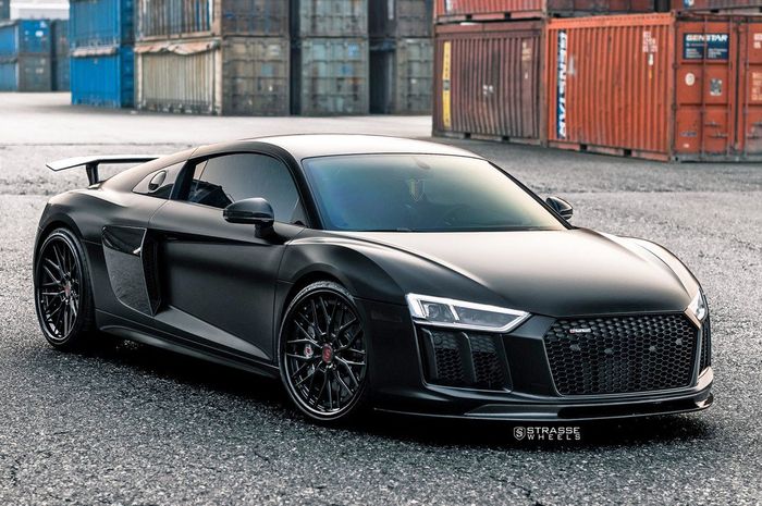 Modifikasi Audi R8 V10