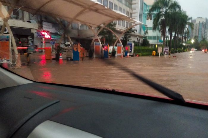 Banjir Kembali Melanda Wilayah Jakarta dan Sekitarnya