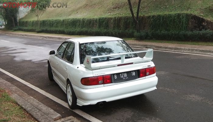 Mitsubishi Lancer GTi 1995
