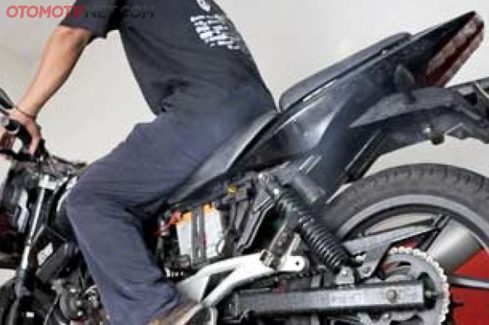 Tes Upgrade Performa Bajaj Pulsar Dengan 5 Part Plug And Ride Gridoto Com