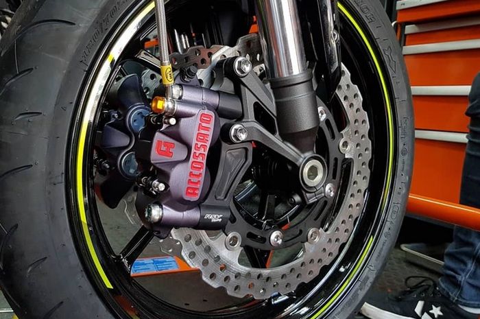 Kaliper rem tipe radial merek Accosato Monoblock