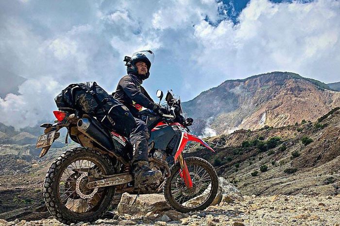 Ilustrasi Honda CRf250 Rally