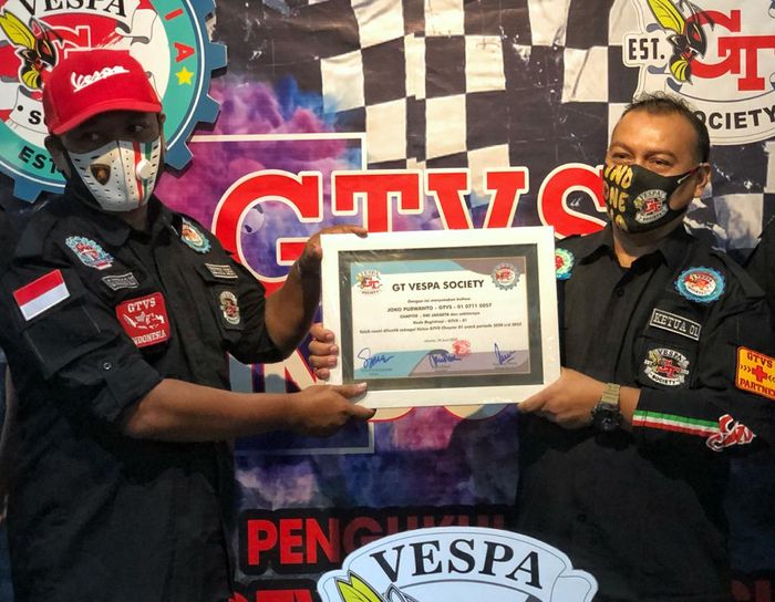 Pelantikan pengurus baru GTVS, Gunawan Wijaya (Kiri) dan Joko (Kanan)