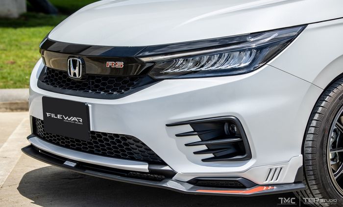 Add-on bumper depan Honda City Hatchback dikemas sporty