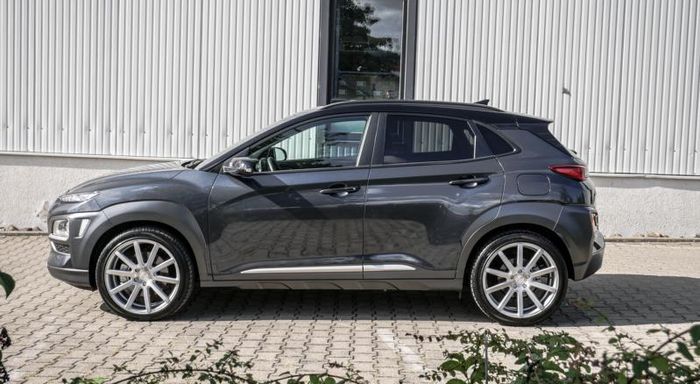 Hyundai Kona pakai pelek multi palang dari Cor.Speed Sports