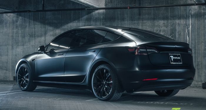 Tampilan modifikasi Tesla Model 3